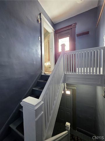 733 Eagle Street, Utica, NY 13501