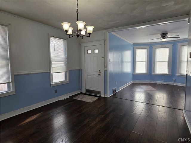 733 Eagle Street, Utica, NY 13501