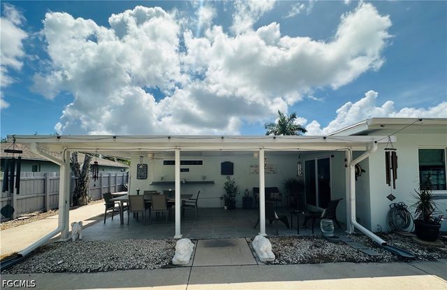 1495 Cranville SQ, Fort Myers, FL 33919