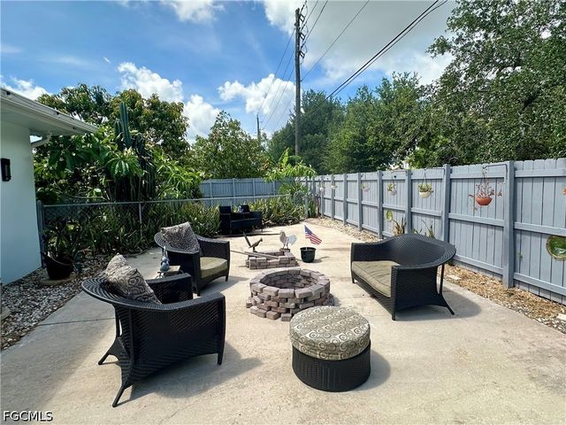 1495 Cranville SQ, Fort Myers, FL 33919