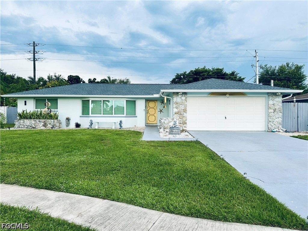 1495 Cranville SQ, Fort Myers, FL 33919