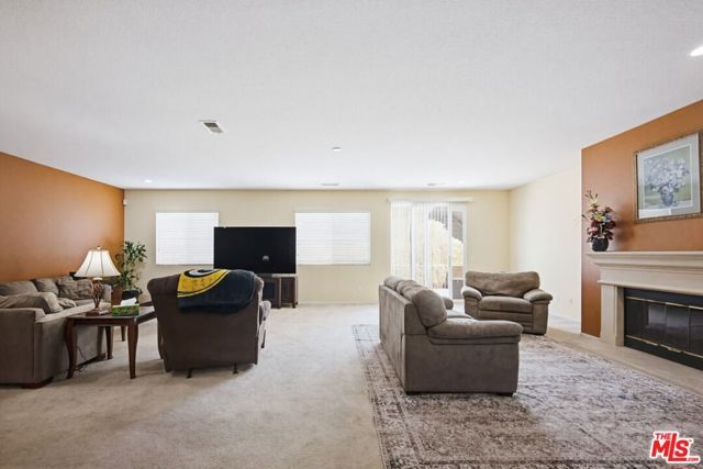 11962 Silver Loop, Jurupa Valley, CA 91752