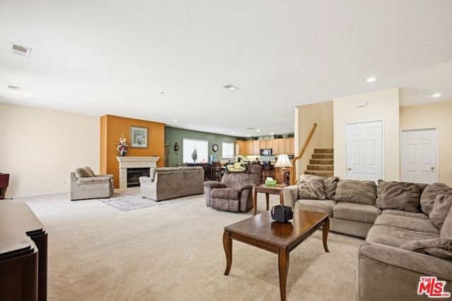 11962 Silver Loop, Jurupa Valley, CA 91752