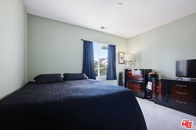 11962 Silver Loop, Jurupa Valley, CA 91752