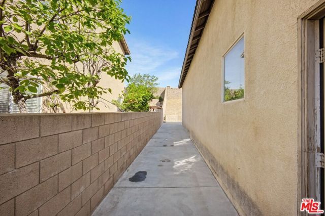 11962 Silver Loop, Jurupa Valley, CA 91752