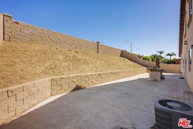 11962 Silver Loop, Jurupa Valley, CA 91752