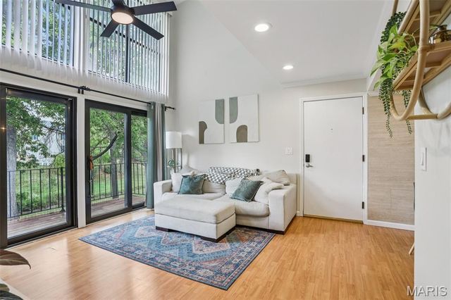 1045 Mersey Bend Drive F, St Louis, MO 63129