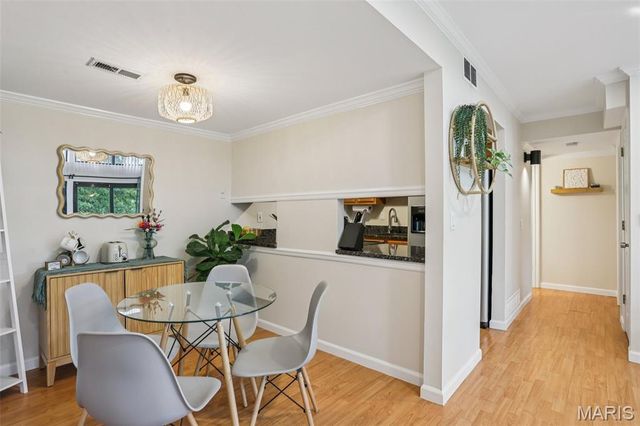 1045 Mersey Bend Drive F, St Louis, MO 63129