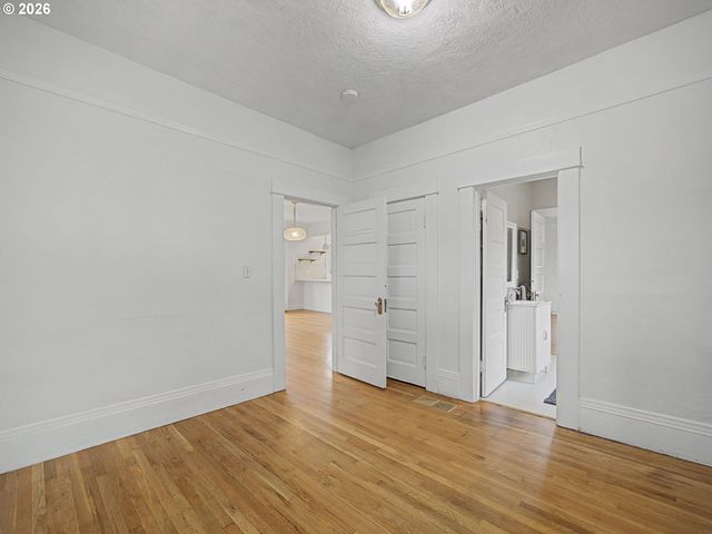 4074 Ne 7TH Ave A&B, Portland, OR 97212