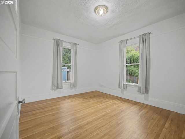 4074 Ne 7TH Ave A&B, Portland, OR 97212