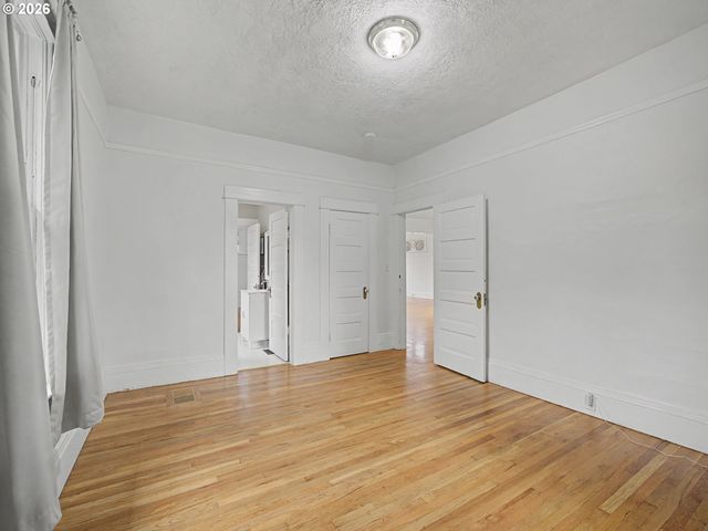 4074 Ne 7TH Ave A&B, Portland, OR 97212