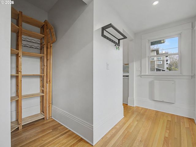 4074 Ne 7TH Ave A&B, Portland, OR 97212