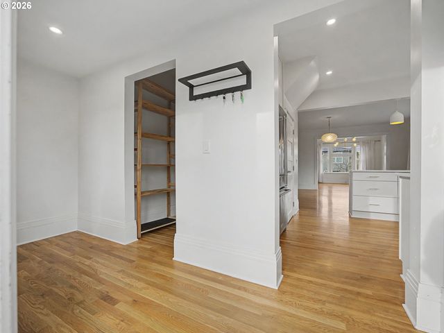 4074 Ne 7TH Ave A&B, Portland, OR 97212