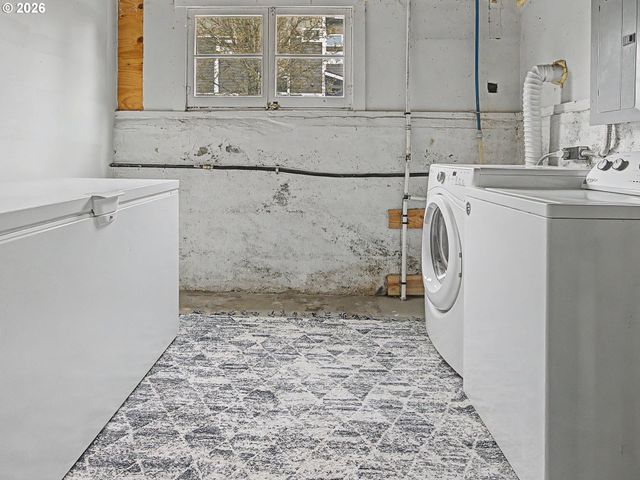 4074 Ne 7TH Ave A&B, Portland, OR 97212