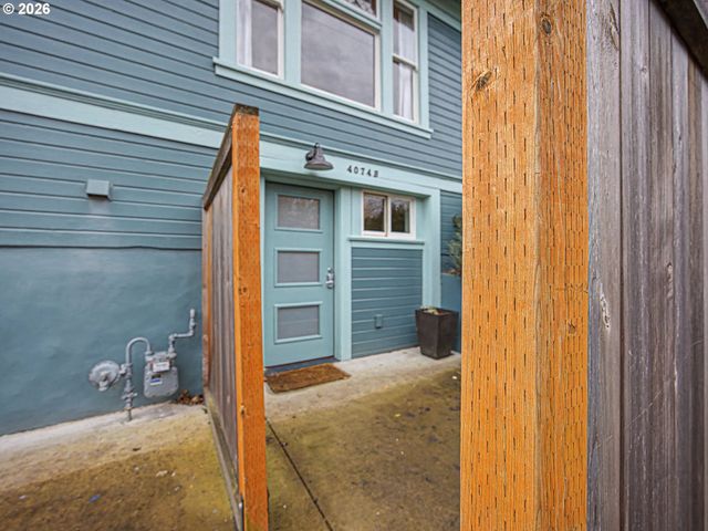 4074 Ne 7TH Ave A&B, Portland, OR 97212