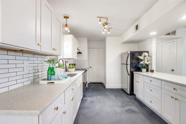 4100 Malone Avenue, The Colony, TX 75056