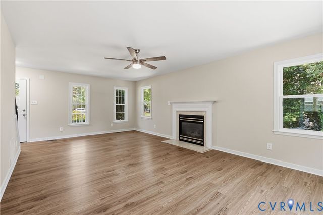 8119 Nashua Dr, Midlothian, VA 23112