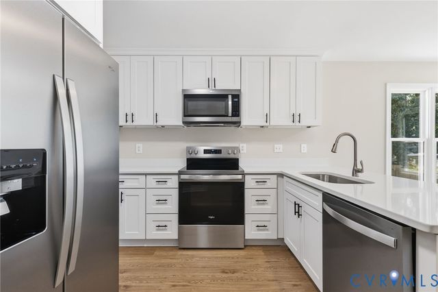 8119 Nashua Dr, Midlothian, VA 23112