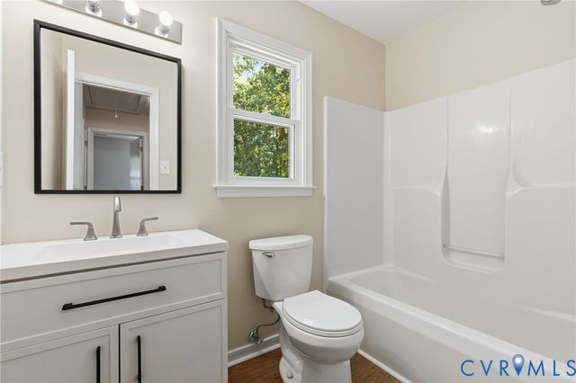 8119 Nashua Dr, Midlothian, VA 23112