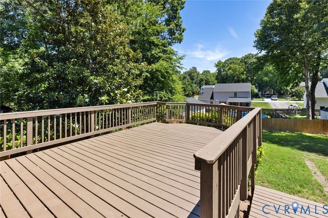8119 Nashua Dr, Midlothian, VA 23112