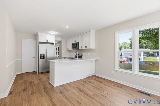 8119 Nashua Dr, Midlothian, VA 23112