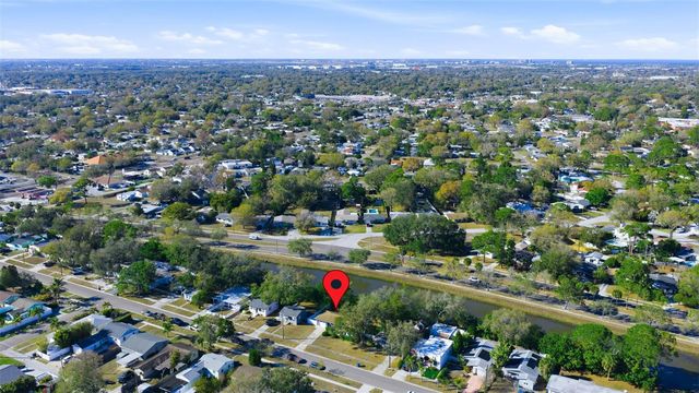 737 53RD TERRACE N, St Petersburg, FL 33701