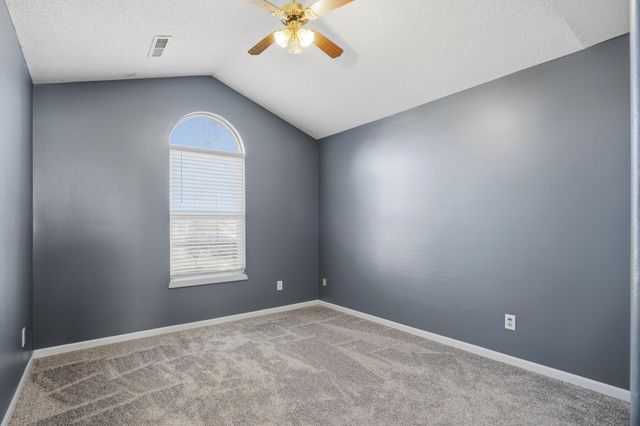 5902 REDWING DR, Columbia, MO 65202