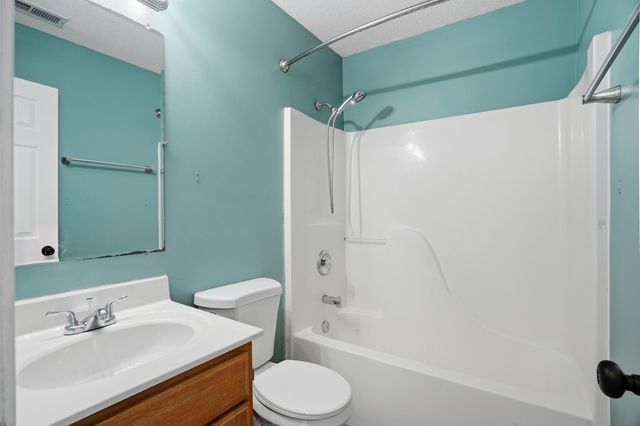 5902 REDWING DR, Columbia, MO 65202