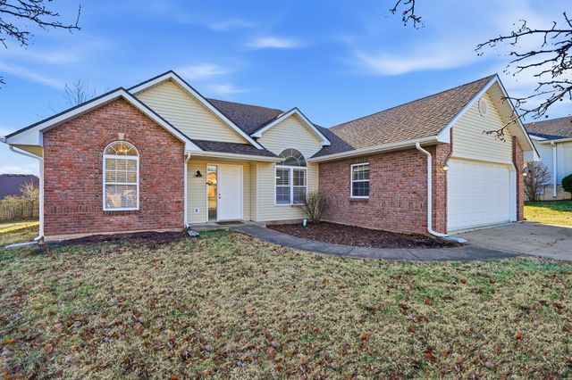 5902 REDWING DR, Columbia, MO 65202
