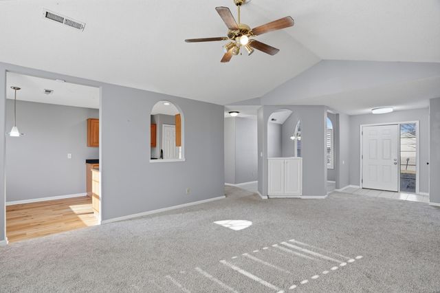 5902 REDWING DR, Columbia, MO 65202