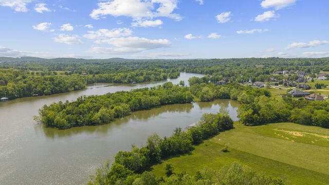 1004 Stonebrook Cv, Lebanon, TN 37087