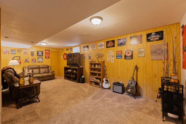 3531 AVENUE B, Council Bluffs, IA 51501