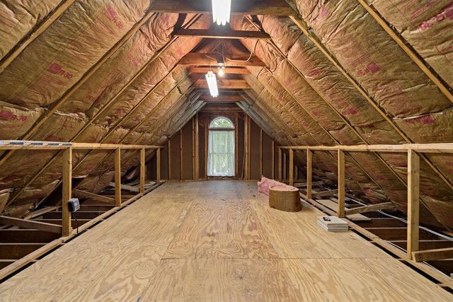 8301 WEATHERWOOD LN, Memphis, TN 38018