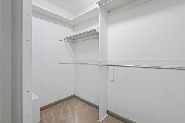 8301 WEATHERWOOD LN, Memphis, TN 38018