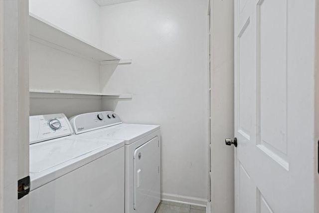 8301 WEATHERWOOD LN, Memphis, TN 38018