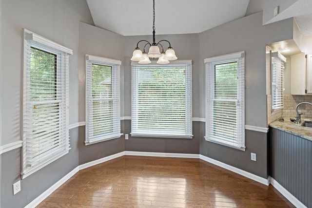 8301 WEATHERWOOD LN, Memphis, TN 38018