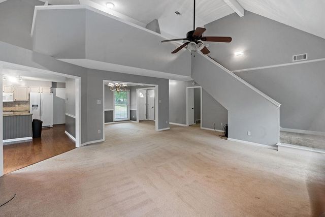 8301 WEATHERWOOD LN, Memphis, TN 38018