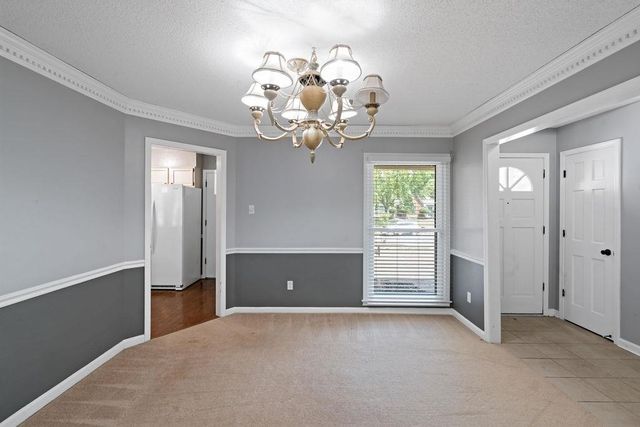 8301 WEATHERWOOD LN, Memphis, TN 38018