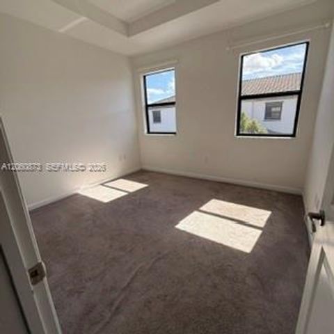 25180 SW 114th Ave 10, Homestead, FL 33032