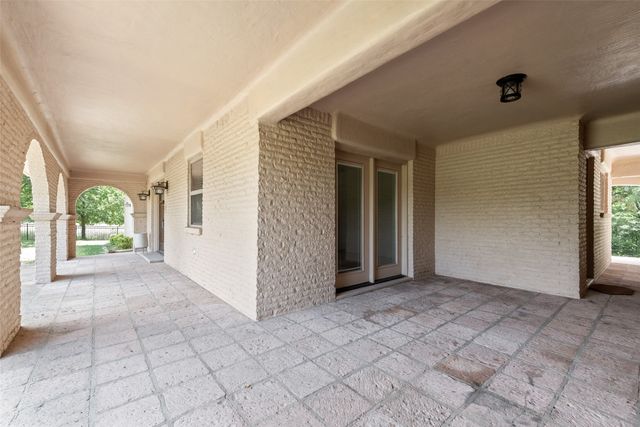 7220 Shiloh Road, Midlothian, TX 76065