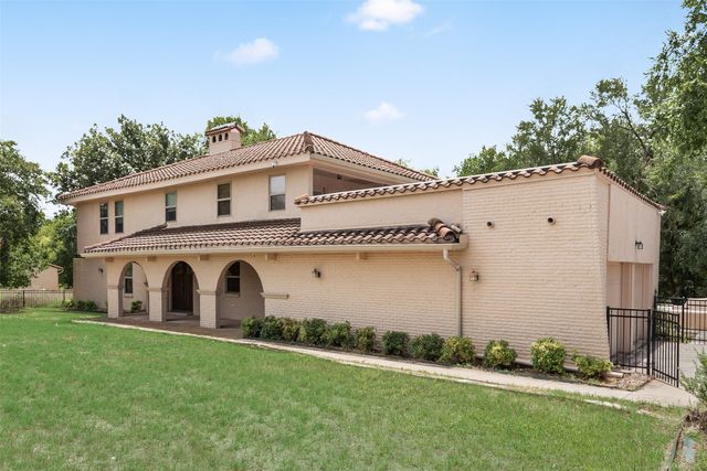 7220 Shiloh Road, Midlothian, TX 76065