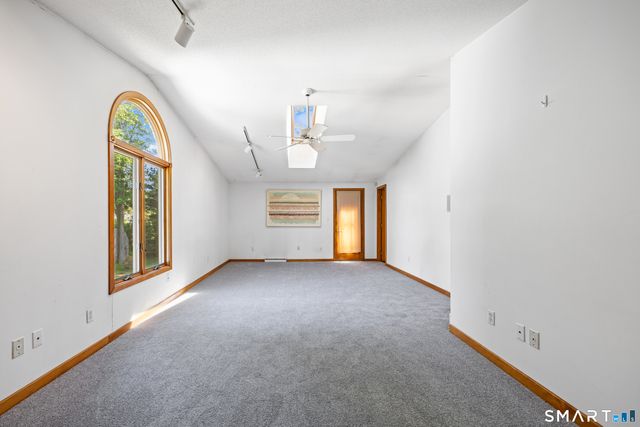 3 Hawley Drive, Ansonia, CT 06401