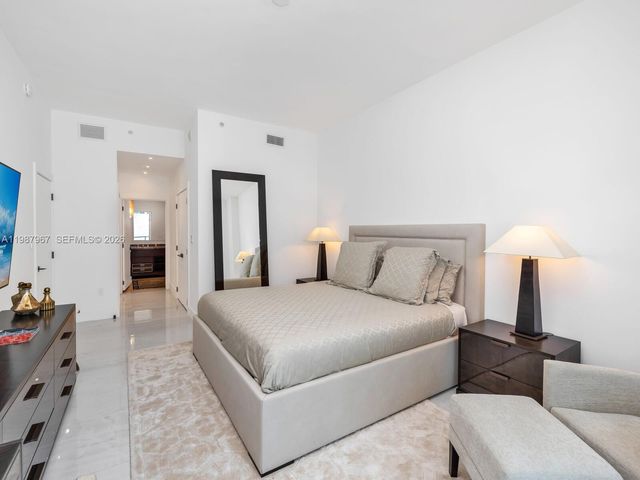 6799 Collins Ave 501, Miami Beach, FL 33141