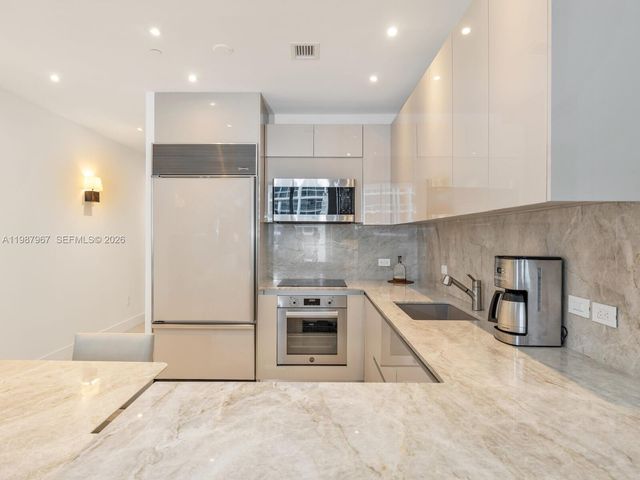 6799 Collins Ave 501, Miami Beach, FL 33141