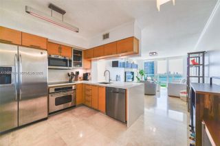 31 SE 5th St 3002, Miami, FL 33131