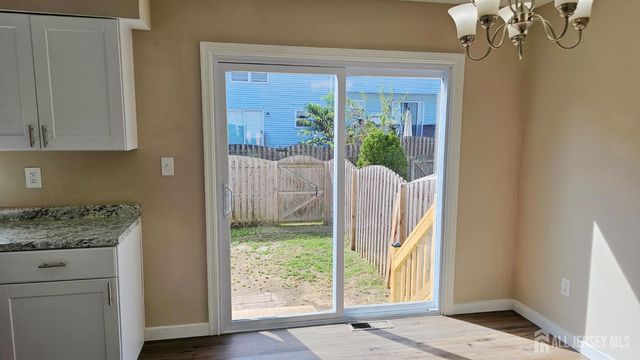 9 NE pinetree Court, Monroe, NJ 08831