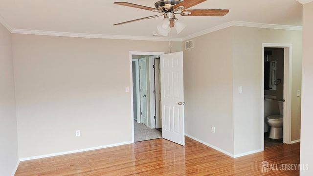 9 NE pinetree Court, Monroe, NJ 08831