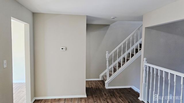 9 NE pinetree Court, Monroe, NJ 08831