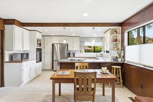 2747 Bradshaw, Sacramento, CA 95827