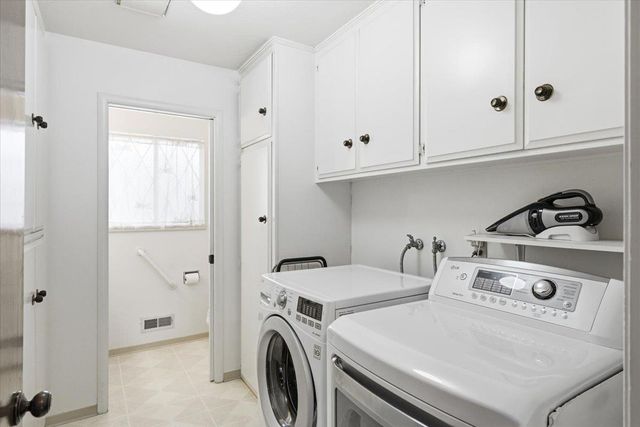 2747 Bradshaw, Sacramento, CA 95827